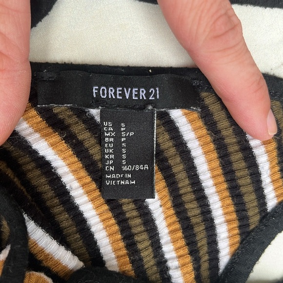 Forever 21 Striped Bodysuit Size small. - Picture 4 of 6